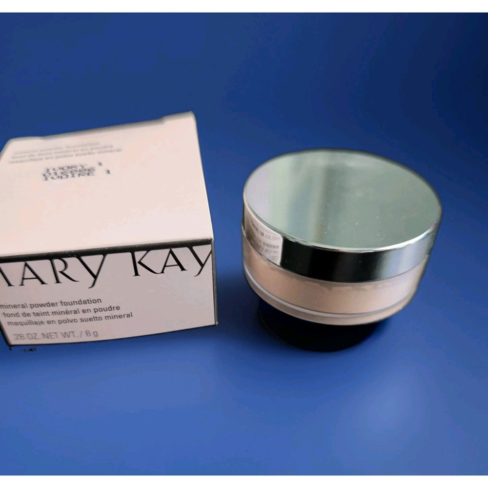 Mary Kay IVORY 1 Mineral Powder Foundation NIB 16886 NOS DISCONTINUED Rare